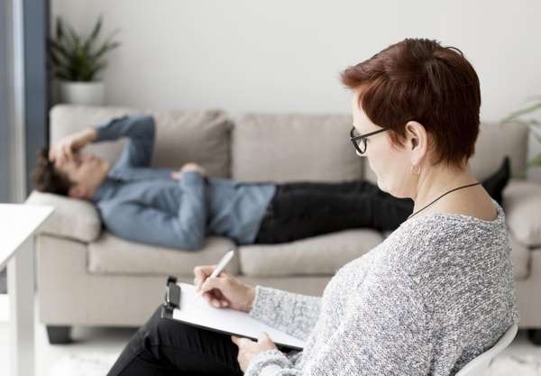 É essencial saber como montar um consultório de psicologia para atuar na área